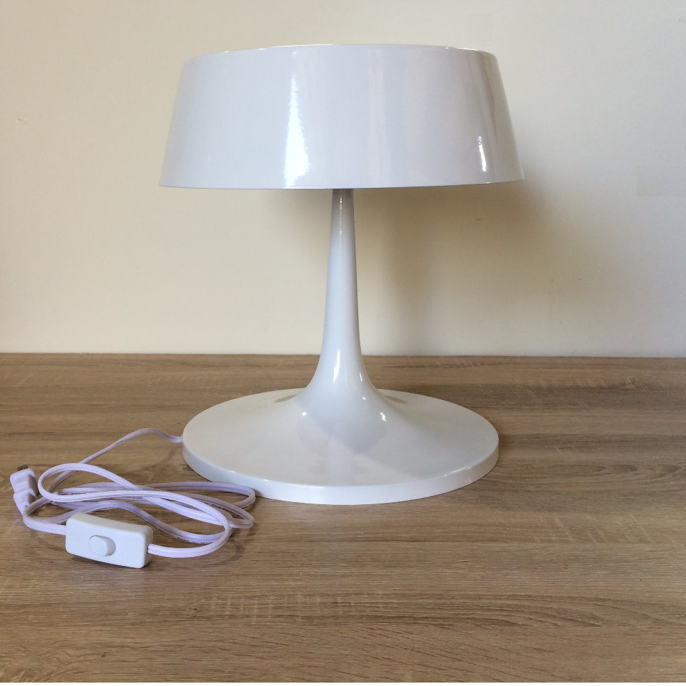 白色金属烤漆几何桌灯 (po-14311-白)